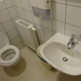 Első Mádi Borház, Mád - Mosdó