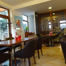 Első Mádi Borház, Mád - Belső