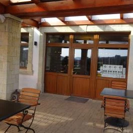 Első Mádi Borház, Mád - Külső kép