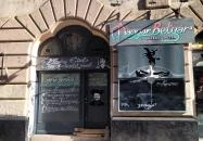 Első Magyar Betyár Kolbászosztó Budapest