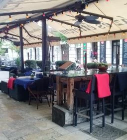 Első Pesti Rétesház Étterem