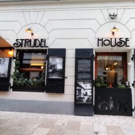 Első Pesti Rétesház Étterem Budapest - Egyéb