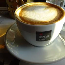 Elysée Bistro & Kávéház Budapest - Étel/ital