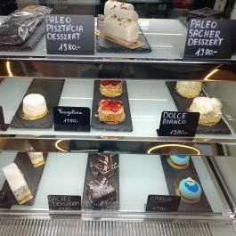 Elysium Café Budapest - Étel/ital