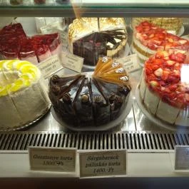 Emil Cukrászda Budapest - Étel/ital