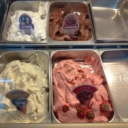 Emil Cukrászda Budapest - Étel/ital