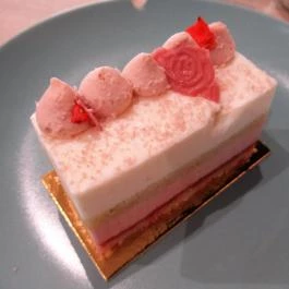 Emily Éclair - Etele Plaza Budapest - Egyéb