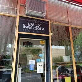 Emily & Mazsola Étterem Budapest - Külső kép