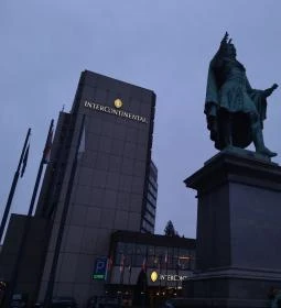 Eötvös József báró