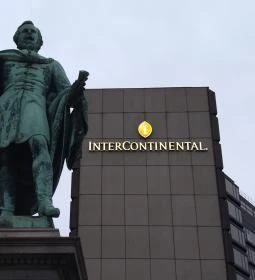 Eötvös József báró