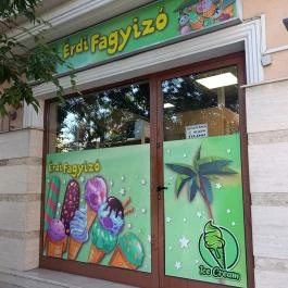 Erdi Pékség & Érdi Fagyizó, Érd - Külső kép