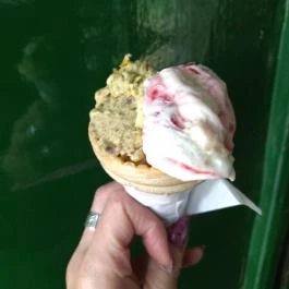 Erdős & Fiai Cukrászda Budapest - Étel/ital