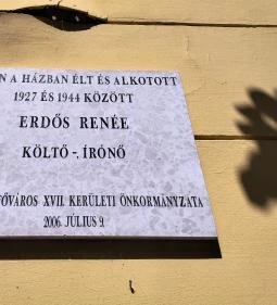 Erdős Renée-Ház - Muzeális Gyűjtemény és Kiállítóterem