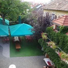 Erhardt Étterem & Borpince Sopron - Külső kép