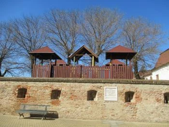 Erődfal és sarokbástya Hajdúszoboszló