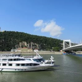 Erzsébet híd Budapest - Egyéb