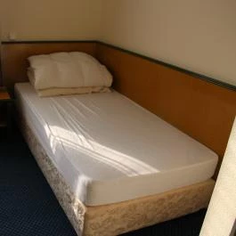 Erzsébet Szálloda Balatonőszöd Balatonőszöd - Szobák