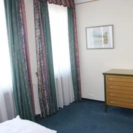 Erzsébet Szálloda Balatonőszöd Balatonőszöd - Szobák