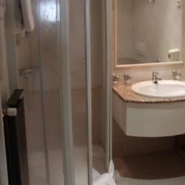 Erzsébet Szálloda Balatonőszöd Balatonőszöd - Szobák