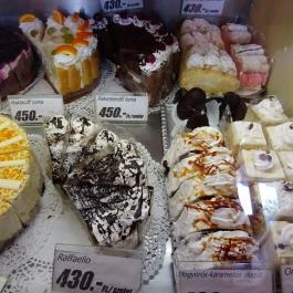 Erzsike Étterem és Cukrászda , Diósd - Étel/ital