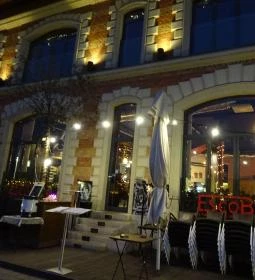 Esco Bar & Cafe - Bálna