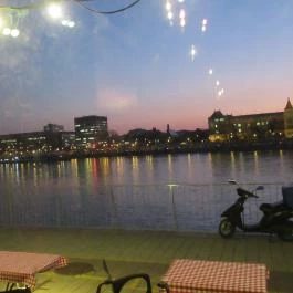 Esco Bar & Cafe - Bálna Budapest - Külső kép