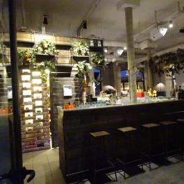 Esetleg Bár & Bisztró - Bálna Budapest - Belső
