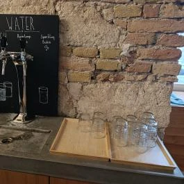 Espresso Embassy, Budapest - Egyéb