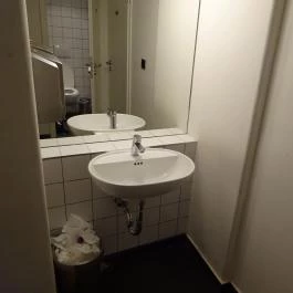 Espresso Embassy, Budapest - Mosdó