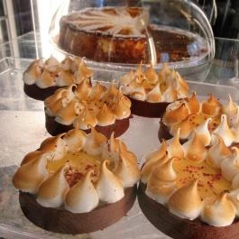 Essence Delicates Budapest - Egyéb