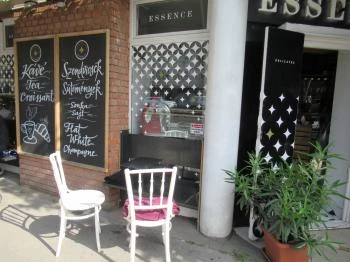 Essence Delicates Budapest