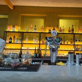 Este11 Budapest - Belső