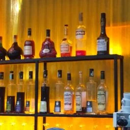 Este11 Budapest - Étel/ital