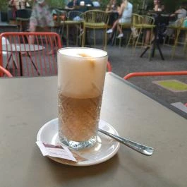 Este11 Budapest - Étel/ital