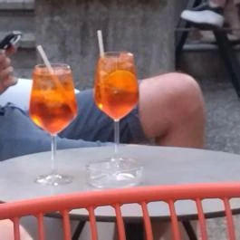 Este11 Budapest - Étel/ital