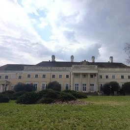 Esterházy-kastély, Csákvár - Külső kép