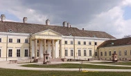 Esterházy-kastély Csákvár - Külső kép
