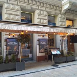Estilo Restaurant & Terrace Budapest - Külső kép