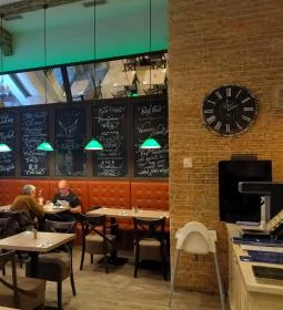 Estilo Restaurant & Terrace