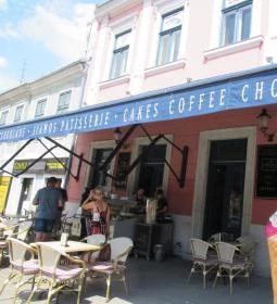 Esztergomi Központi Kávéház Szamos Cukrászda