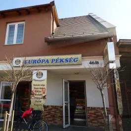 Európa Pékség Tárnok - Külső kép