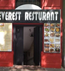 Everest Indiai Étterem