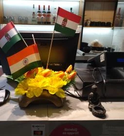 Everest Indiai Étterem