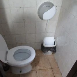 Evezős Sörkert Budapest - Mosdó