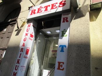 Évi Rétesbolt - Nagymező utca Budapest