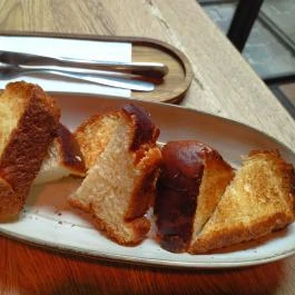 Extra Budapest - Étel/ital