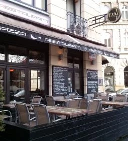 EzAz Étterem & Bistro