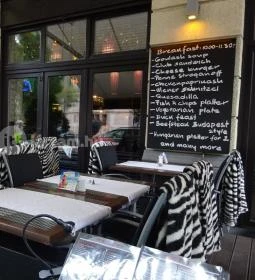 EzAz Étterem & Bistro