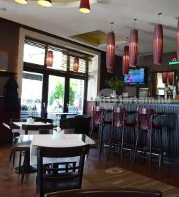 EzAz Étterem & Bistro