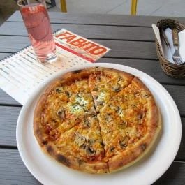 Fabito Pizzéria Budapest - Étel/ital
